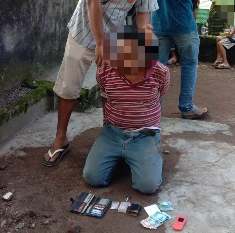 Akan Transaksi Narkoba, Seorang Pria Asal Jonggat Lombok tengah Bertekuk Lutut Ketika akan Ditangkap