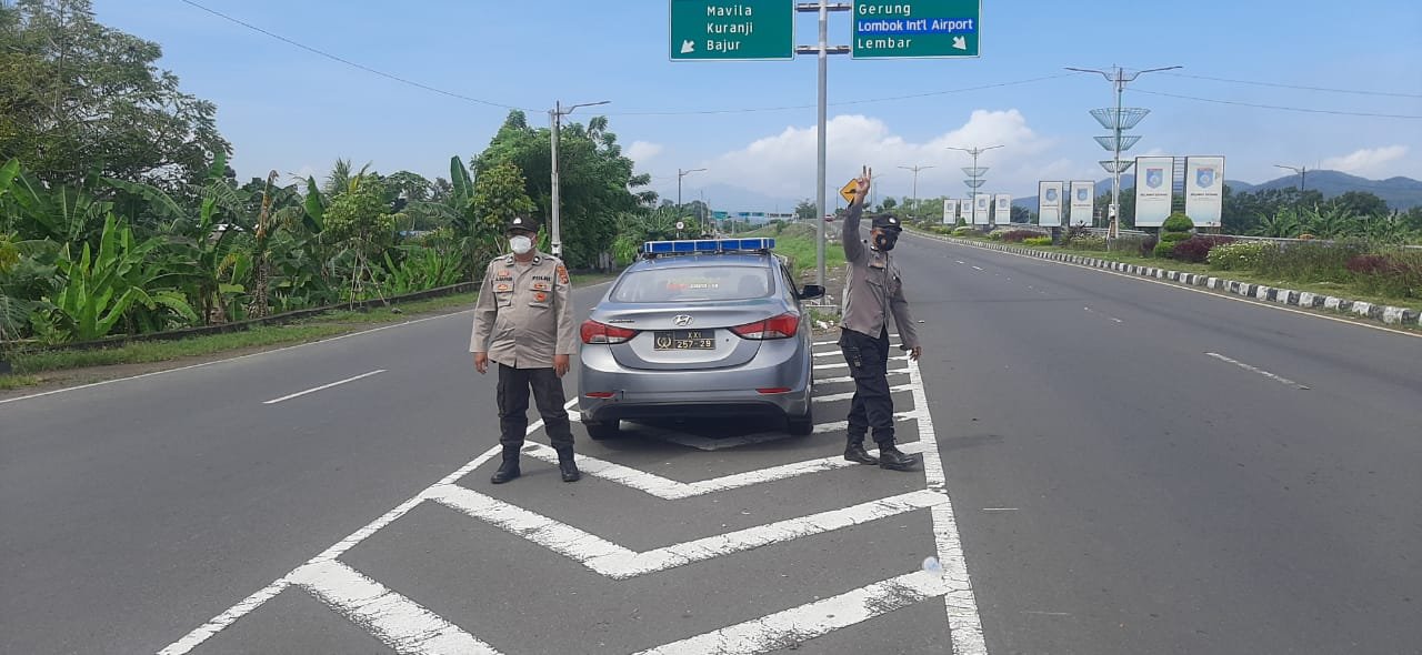 Patroli Siang Polsek Labuapi, Pantau SPBU bengkel dan Jalan By Pass BIL II