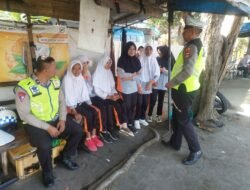 Sat Lantas Polres Bima Kota himbau Pentingnya Berkendraan Bermotor Yang Lengkap Bagi Pelajar