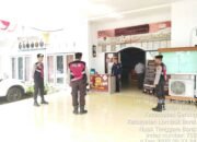 Pengamanan di Kantor KPU Lombok Barat dalam Rangka Operasi Mantap Brata 2023-2024