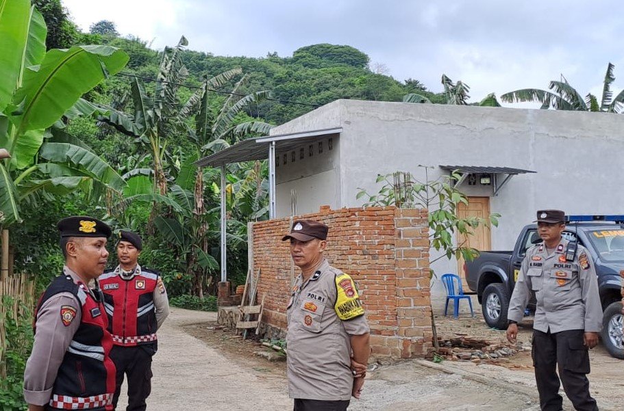 Polres Lombok Barat Amankan Kampanye Pertemuan Terbatas Caleg di Desa Labuan Tereng, Lembar