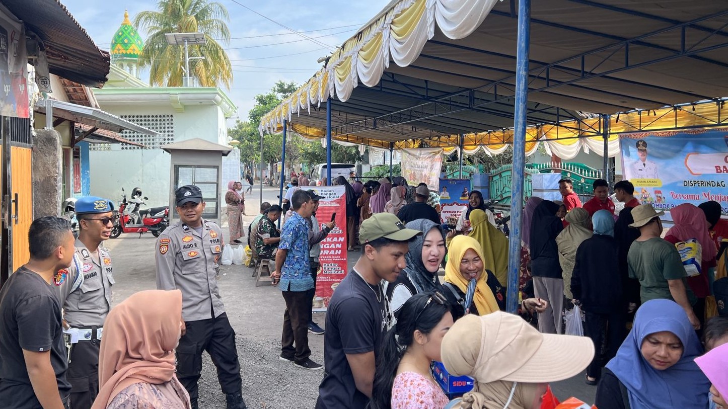 Pengamanan Ketat di Pasar Murah di Kerdiri Lombok Barat, Warga Rasakan Manfaat