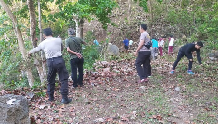 Komitmen Polsek Batulayar: ‘Batulayar Bersih Bersinergi’ Ciptakan Lingkungan Bersih di Lombok Barat