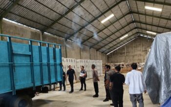 Pilkada Lombok Barat Pengamanan Gudang Logistik KPU 24 Jam Nonstop