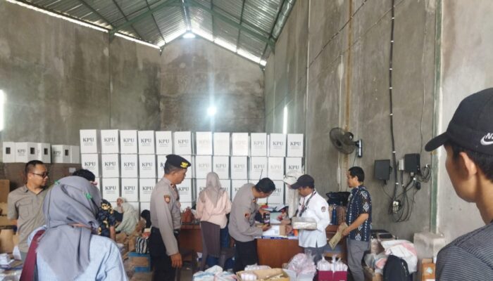 Polres Lombok Barat Kawal Ketat Distribusi Surat Suara Pilkada 2024