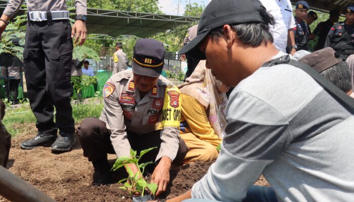 Polres Dompu dan Polsek Laksanakan Launching Ketahanan Pangan di Kabupaten Dompu