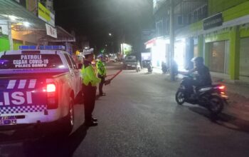 Satlantas Polres Dompu Gelar Blue Light Patrol dan Strong Point untuk Tingkatkan Keselamatan Lalu Lintas