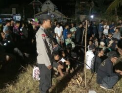 Kecimol Jadi Hiburan Rakyat Dasan Anyar, Bhabinkamtibmas Lakukan Pengamanan