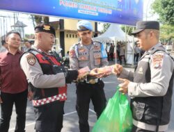 Jaga Stamina Personel, Polres Lombok Tengah Berikan Vitamin Jelang MotoGP 2025.