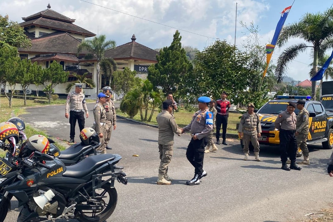 TNI-Polri Bersama Pemda Kawal Stabilitas di Lombok Barat