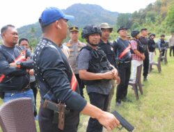 Kapolres Sumbawa Barat Pimpin Latihan Menembak, Tekankan Profesionalisme Personel