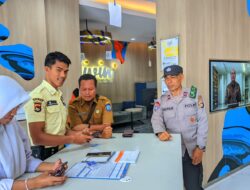 Binmas Polres Dompu Beri Arahan Satpam Bank Mandiri, Tekankan Pelayanan Humanis