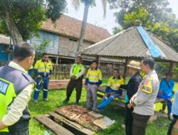 Bhabinkamtibmas Turun Langsung Dampingi Cek Air Bersih, Warga Tongo Apresiasi