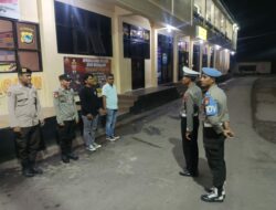 Propam Polres Dompu Lakukan Pengawasan Apel Malam untuk Pastikan Kesiapsiagaan Personel