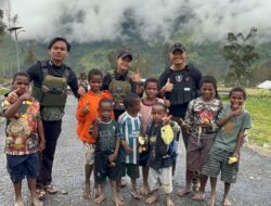 Satgas Ops Damai Cartenz Gelar Pemeriksaan Kesehatan dan Interaksi Humanis Bersama Masyarakat Sinak