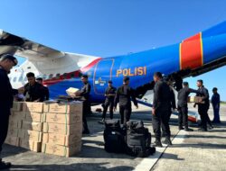 2,5 Ton Logistik dan RON Bantuan Mabes Polri untuk Aceh Tiba di Bandara SIM