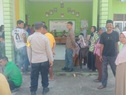 POLSEK KILO FASILITASI DIALOG DAMAI GERAKAN PEMUDA REVOLUSI MBUJU DENGAN PEMERINTAH DESA TERKAIT PENGELOLAAN BUMDES