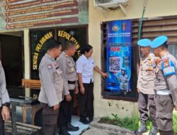 Tim Bidpropam Polda NTB, Laksanakan Sosialisasi QR Code Yanduan Cepat di Mapolsek Woha