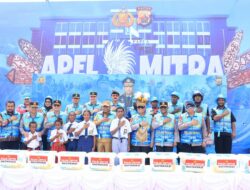 Wakapolri Tinjau UMKM, Bakes, dan Pembagian Perlengkapan Sekolah Usai Apel Mitra Kamtibmas di Papua