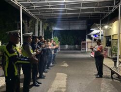 Pantau Aktivitas Masyarakat dan Pastikan Kondusifitas Wilayah Menjelang Perayaan Nataru Piket Fungsi dan Pamapta Polres Bima Gelar Patroli Gabungan