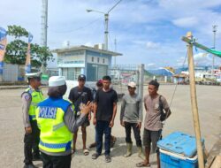 Sat Lantas Polres Bima Kota Berikan Himbauan Tertib Berlalu Lintas di Pelabuhan Laut Bima
