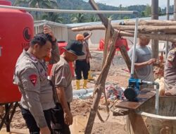 Polres Padang Pariaman Gencarkan Pembangunan Sumur Cincin di Hunian Sementara Warga Anduriang