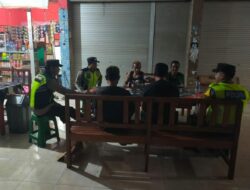 Polsek Taliwang Laksanakan Patroli Dialogis di Terminal Tanamira, Wujudkan Kamtibmas Kondusif