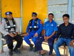 Melalui Program Binmas, Satpolairud Polres Bima Sambangi Warga Pesisir dan Sampaikan Himbauan Keselamatan Beraktifitas di Laut