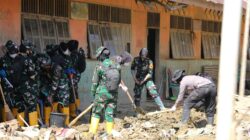 Bersihkan SD Negeri 4 Kuala Simpang, Taruna Ingin Siswa Bisa Segera Bersekolah Normal