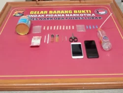 Penggerebekan Narkoba di Batulayar, 14 Poket Sabu Disita
