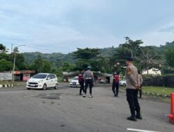 Komitmen dan Wujud Pelayanan Publik, Satpolairud Melaksanakan Patroli Pengamanan Wisata di Pantai Kalaki