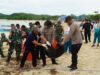 Polres Loteng Bersama TNI dan Pemda Gelar Aksi Bersih Lingkungan Pantai Aan. ‎