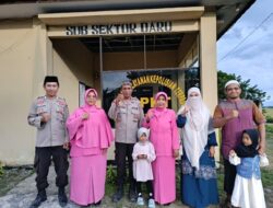 Bersama Menuju Kebaikan di Bulan Suci Ramadhan, Polsubsektor Daru Bersama Bhayangkari Berbagi Takjil