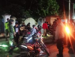 Sinergi Jaga Stabilitas Kamtibmas di Bulan Suci Ramadhan, Polsek Woha dan Koramil Woha Gelar Patroli Gabung