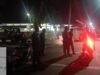 Polisi dan Pol PP Antisipasi Perang Petasan, Kabag Ops Polres Lotim Pimpin Patroli Blue Light di Depan Pendopo Bupati