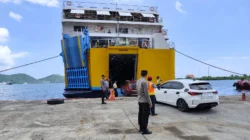 Upaya Maksimal Polsek Kawasan Pelabuhan Lembar Pastikan Keamanan Penumpang KM Dharma Kencana Menuju Surabaya