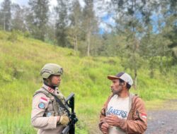 Jaga Aktivitas Warga, Satgas Damai Cartenz Gencarkan Patroli Taktis di Sinak