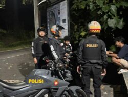 Jaga Keamanan Gerung, Polisi Bubarkan Kerumunan Pemuda di Jembatan Gantung Dini Hari