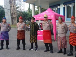 Hadiri HUT Kota Bima Ke 24, Kapolres Bima Kabupaten Kenakan Sarung Tenun Khas Bima