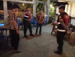 Waspada Jam Rawan, Polres Lombok Barat Sisir Desa Bagek Polak Demi Jaga Keamanan Warga