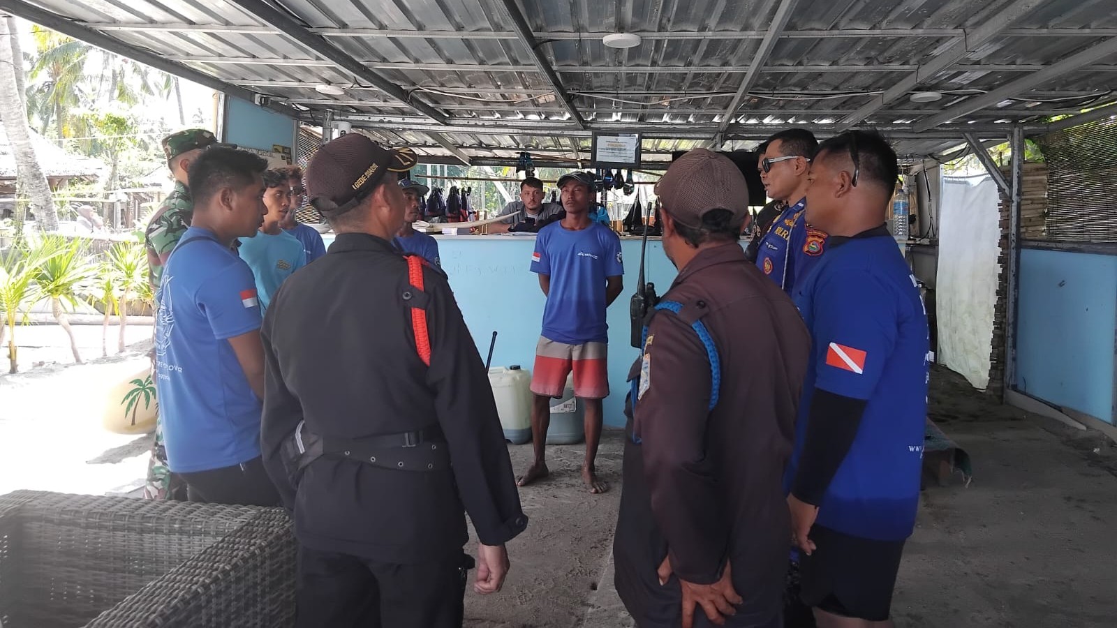 Sat Polairud Polres Lombok Barat Jaga Keamanan Pantai Senggigi