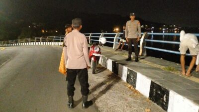 Polisi Sisir Jalur Wisata Senggigi Lombok Dini Hari