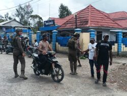 Patroli Humanis Satgas Damai Cartenz di Sugapa, Wujudkan Rasa Aman bagi Masyarakat