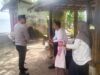Patroli Dialogis Polsek Pemenang di Kawasan Wisata Pantai Kecinan Jaga Situasi Kamtibmas Tetap Kondusif