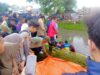 Warga dan Polisi Evakuasi Mayat Pria Lansia di Sungai Jembatan Ule