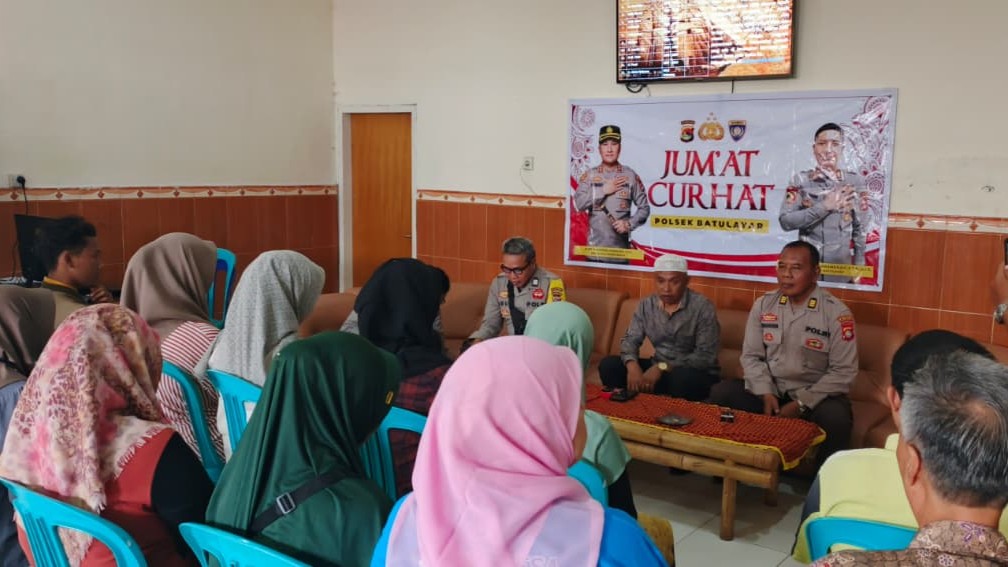 Dengar Masukan Warga Sandik, Polsek Batulayar Optimalkan Peran FKPM