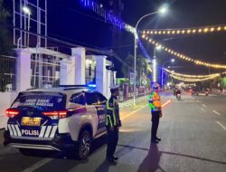 Satlantas Polres Bima Kota Gelar Blue Light Patrol, Tertibkan Pengendara dan Cegah Laka Lantas