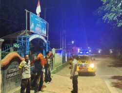 Polsek Langgudu Gelar Patroli Blue Light Cipkon, Antisipasi Gangguan Kamtibmas di Tiga Desa