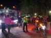 BLUE LIGHT PATROL DAN STRONG POINT MALAM, SATLANTAS POLRES DOMPU HADIR JAGA KEAMANAN DAN KETERTIBAN LALU LINTAS