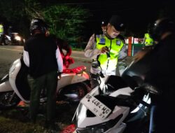 RYD Polsek Taliwang Ciptakan Situasi Kondusif, Polisi Intensifkan Patroli dan Pemeriksaan Kendaraan